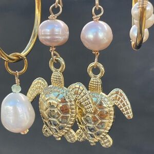 Gold and Pearl Turtle Charm Bracelet